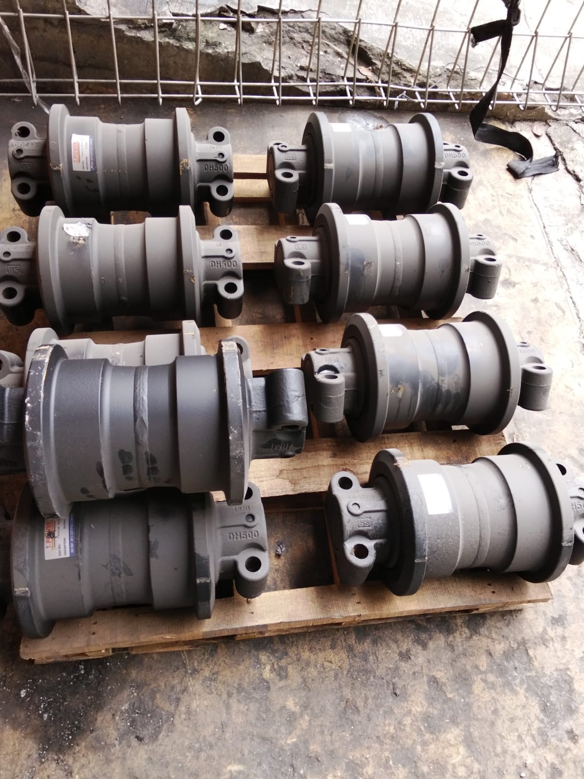 Track Roller Excavator Heavy Duty (DH500)